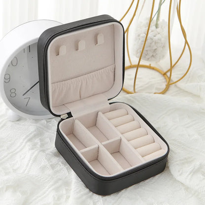 Travel Jewelry Storage Box – Leather Single Layer Organizer for Rings, Earrings & Accessories